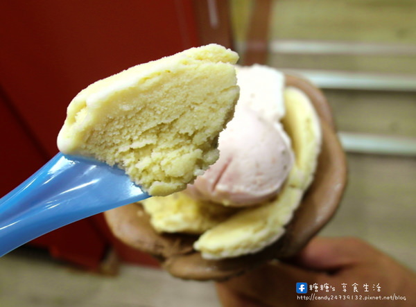 布達佩斯冰淇淋：〖台中│美食〗布達佩斯冰淇淋 ❤ 史上最美的冰淇淋!!堅持使用新鮮水果與百分百純鮮奶手工製作，再遠也要回訪的玫瑰花冰淇淋!!